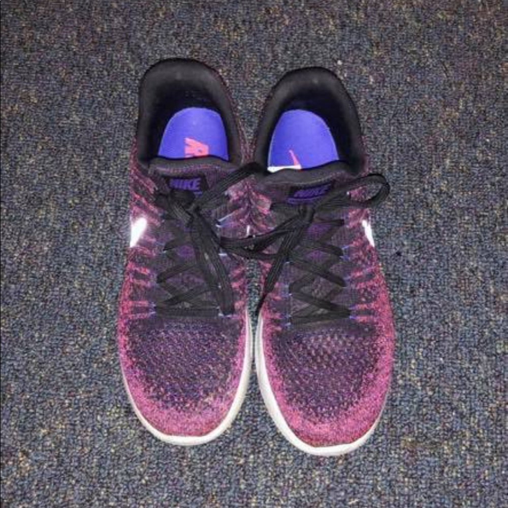 Women’s Nike Lunarlons running sneakers